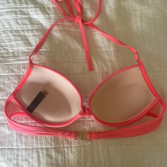 2 Bathing Suit Tops - Picture 3 of 5